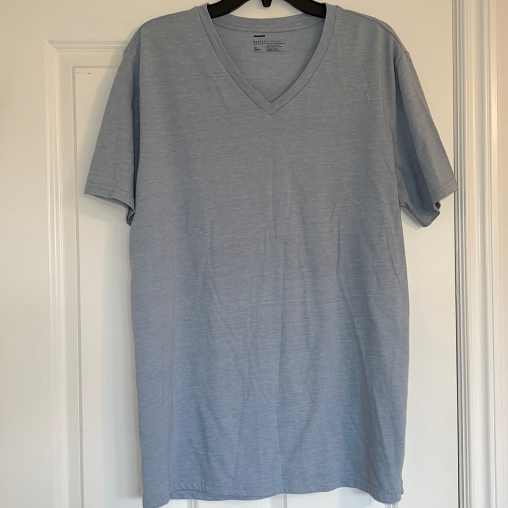 Men’s v-neck